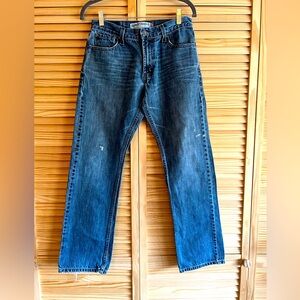 ✌🏼Levi’s 514 Slim Straight Jean 30/30 Perfectly Distressed